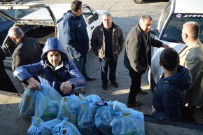 Ученици и социално слаби получиха дарения, разпределени от Община Сандански